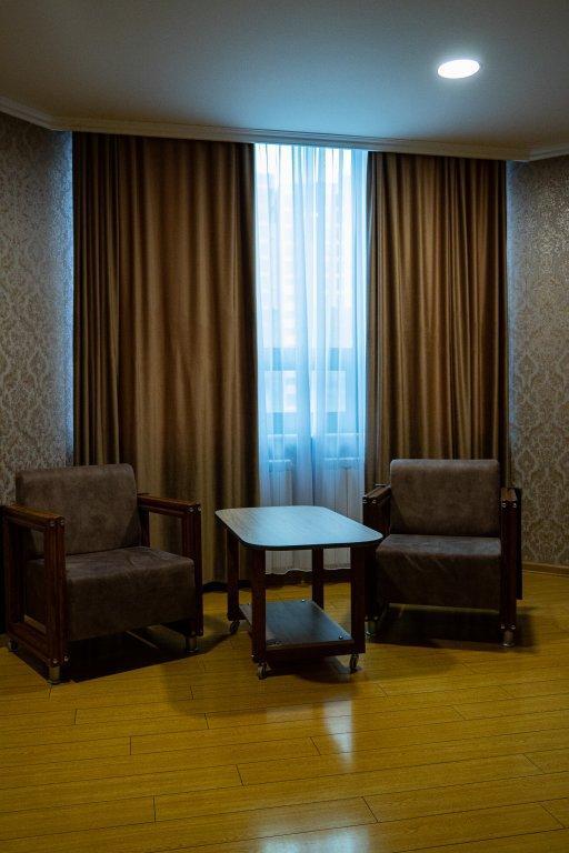 Inga Hotel Erévan Extérieur photo